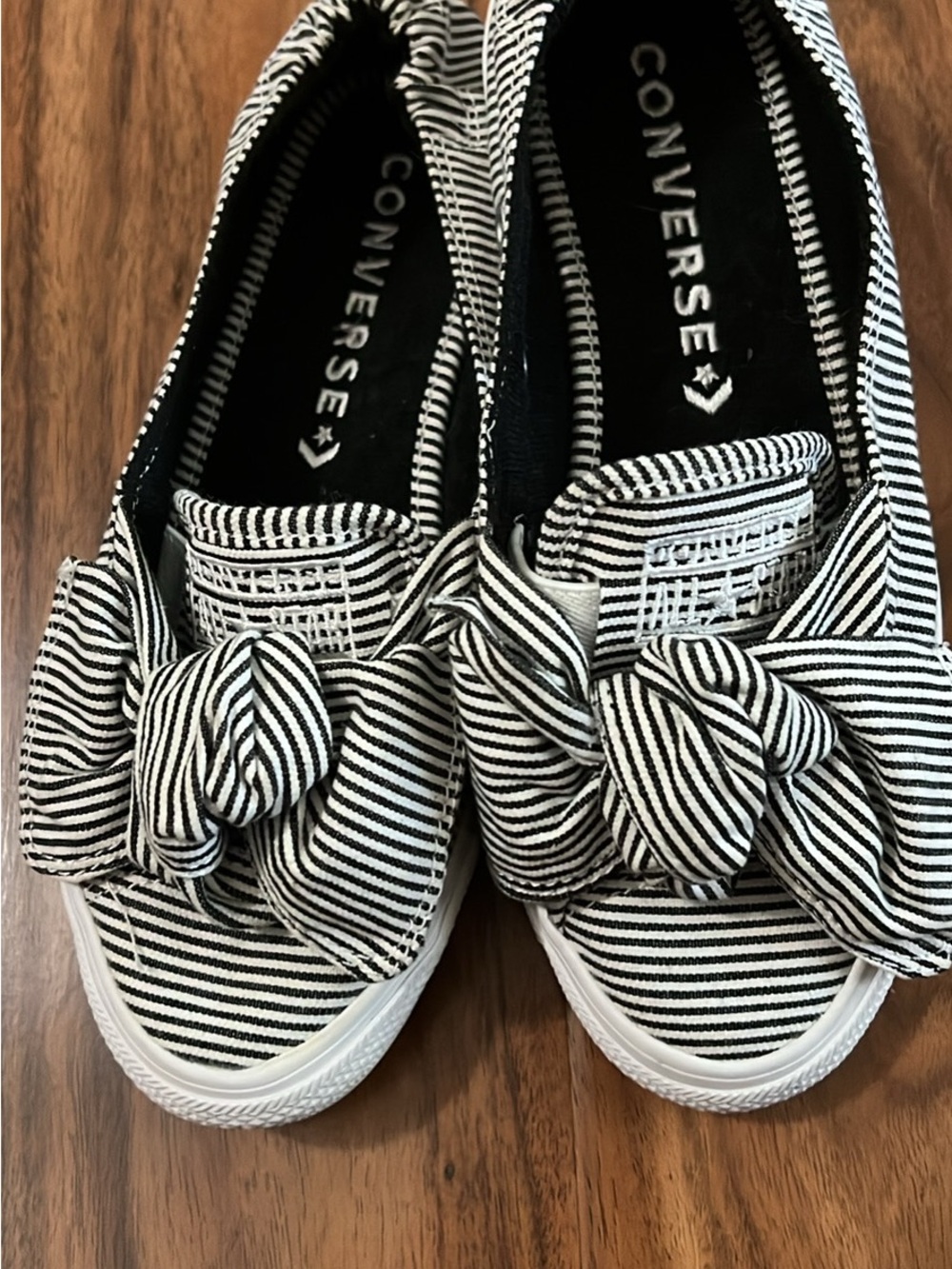 Converse Chuck Taylor All Star Knot Slip w/Bow Black White Shoes Women's size 5